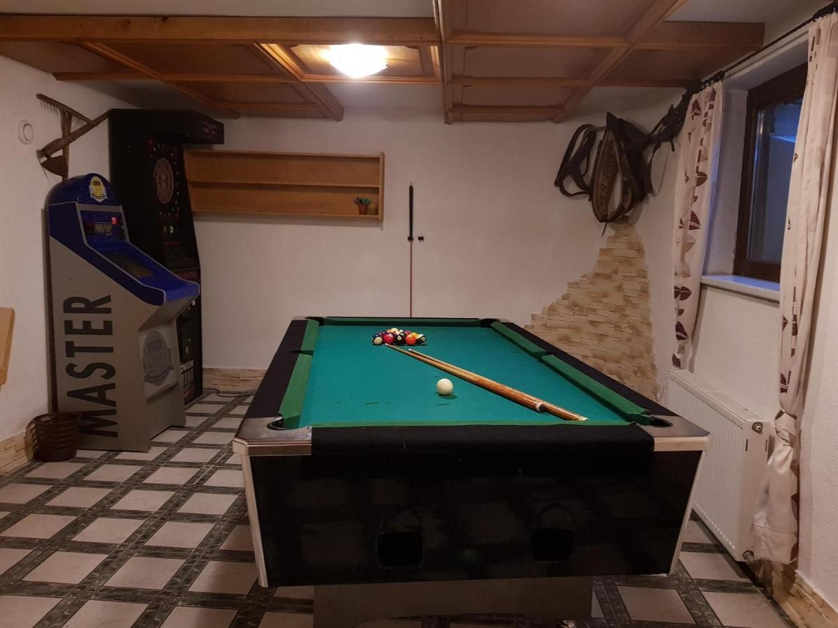Familienferienhaus Florentine Лангенфельд Экстерьер фото